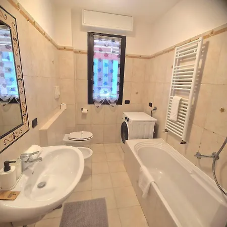 Apartament Charming In Center *